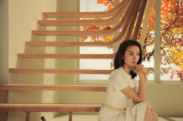 董潔最新寫真大片文藝范十足 仿佛再見當年冷清秋