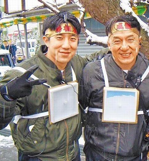 曝房祖名將復出演成龍新片 曝房祖名將復出演成龍新片