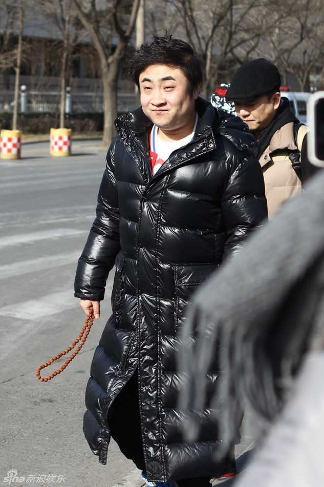 央視春晚語(yǔ)言類(lèi)減到8個(gè)節(jié)目