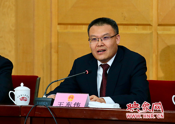 省財政廳王東偉 省財政廳王東偉