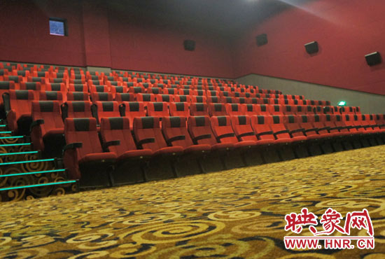 看大片成小縣城新時尚 看大片成小縣城新時尚