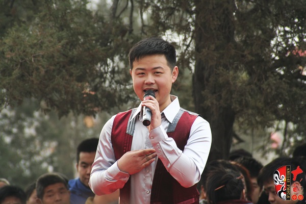 2012年度河南十大名票榜首、《梨園春》2007年度銀獎擂主陳迎輝演唱豫劇《春秋配》選段“遇君子在荒