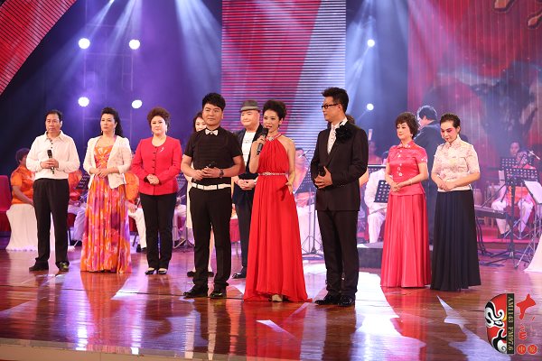 主持人：河南電臺(tái)戲曲廣播“當(dāng)家小生”月陽(yáng)、河南電視臺(tái)9頻道徐雪、原中央電視臺(tái)著名節(jié)目主持人白燕升