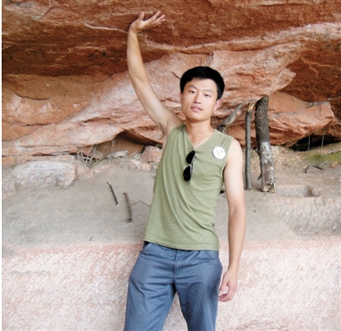 杭師大90后帥保安考上公務(wù)員 杭師大90后帥保安考上公務(wù)員