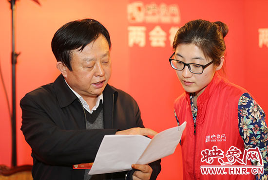 全國人大代表喬彬接受映象網(wǎng)采訪。