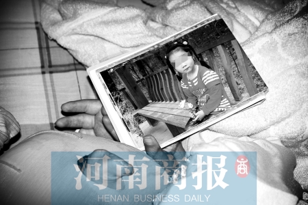 誰(shuí)能想到漂亮可愛的孩子，會(huì)變成現(xiàn)在的樣子