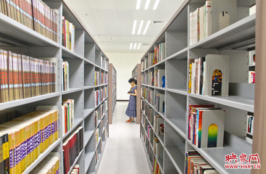 或站或坐，這里是獲取知識的好地方