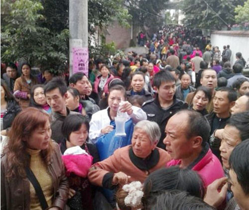 事故現(xiàn)場(chǎng)圖片。