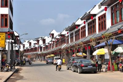 2014年3月16日，海南瓊海市，正在進(jìn)行城鎮(zhèn)化改造的萬(wàn)泉鎮(zhèn)新貌。圖/CFP
