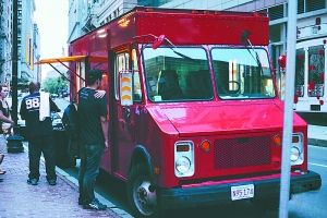 “無(wú)二烤肉”營(yíng)業(yè)現(xiàn)場(chǎng)。