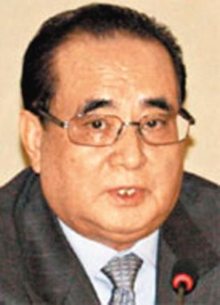 李秀勇曾照料金正恩兄妹。