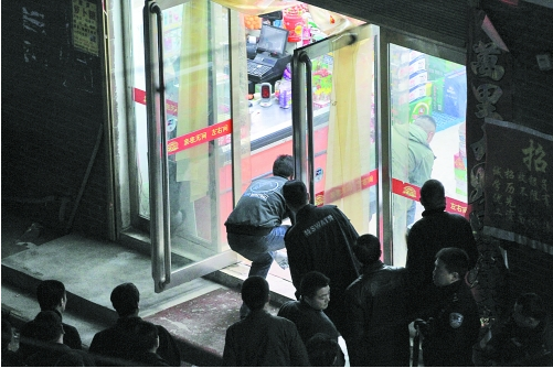 鄭州：男子劫持售貨員 談判專(zhuān)家苦苦“攻心”