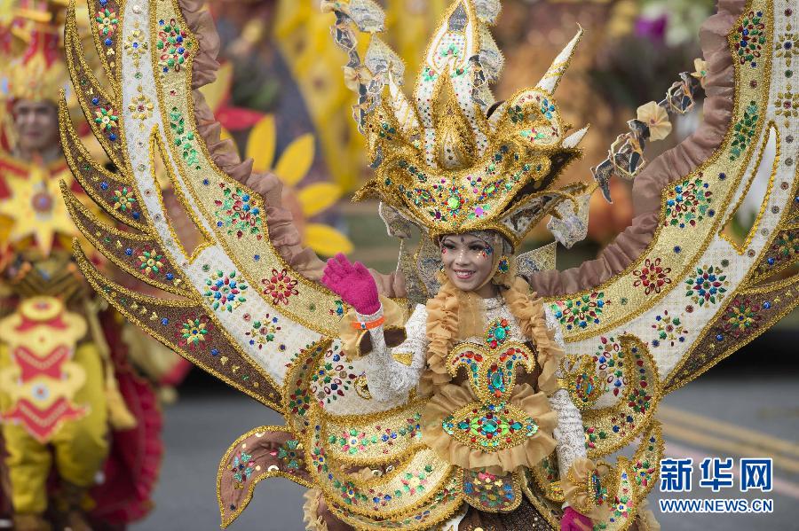 美國(guó)帕薩迪納舉行第124屆玫瑰花車游行 美國(guó)帕薩迪納舉行第124屆玫瑰花車游行