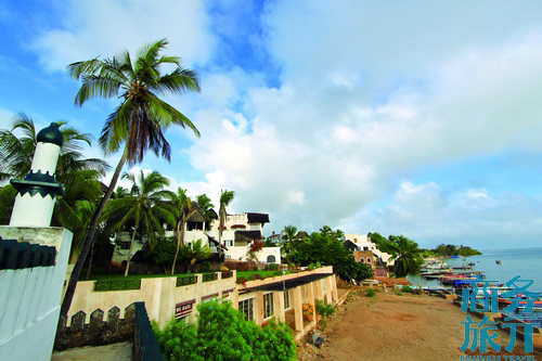 海風(fēng)椰影里的拉姆島。