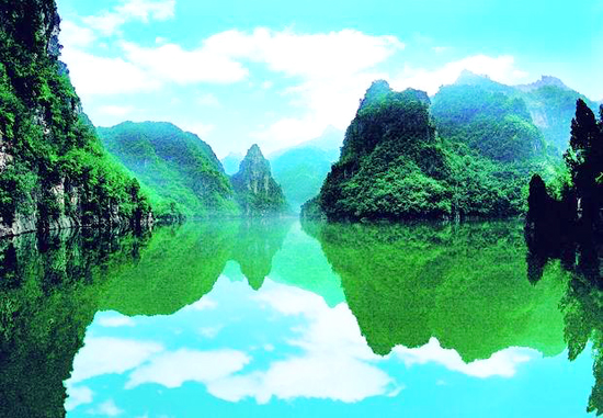 初夏探清涼 持卡尋游我省最美水世界 初夏探清涼 持卡尋游我省最美水世界