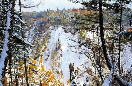 甜蜜初雪情侶游 國內(nèi)7大名山賞霧凇 甜蜜初雪情侶游 國內(nèi)7大名山賞霧凇