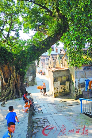 古鶴村的村落風(fēng)貌保存完好,猶如一處“世外桃源 ”。