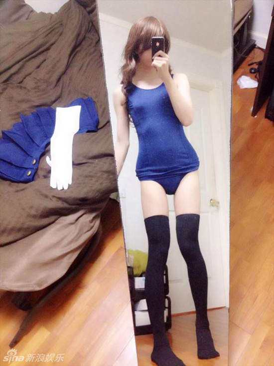 長腿翹臀制服誘惑 這么可愛果然是男孩子 長腿翹臀制服誘惑 這么可愛果然是男孩子