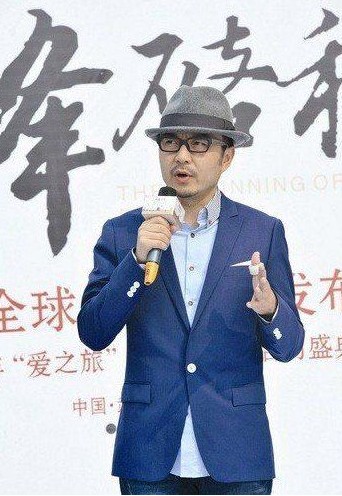 汪涵自曝年薪30萬(wàn)。