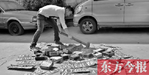 “老的哥”揭“黑車”猖獗原因，建議倒查假車牌、出租車使用機打發(fā)票