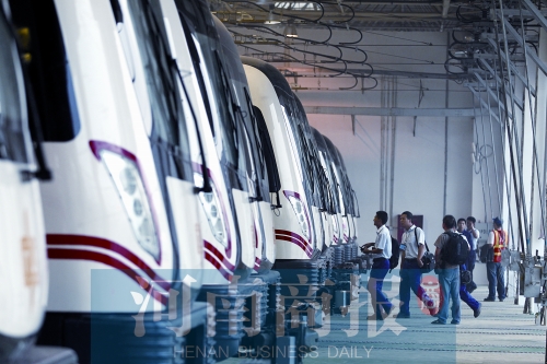 關于地鐵的任何一個小信息，都牽動著人們的神經(jīng)。