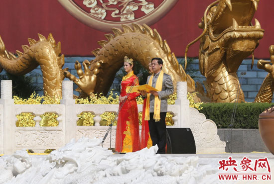 省委副書記、省政協(xié)主席葉冬松致歡迎詞。映象網(wǎng)記者 邵恰 攝