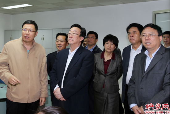 5月9日上午11點10分，河南省委書記郭庚茂一行來到映象網(wǎng)視察。映象網(wǎng)記者 邵恰 段晉哲攝