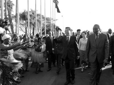 媒體盤點(diǎn)李克強(qiáng)非洲行：布局未來(lái)十年中非合作