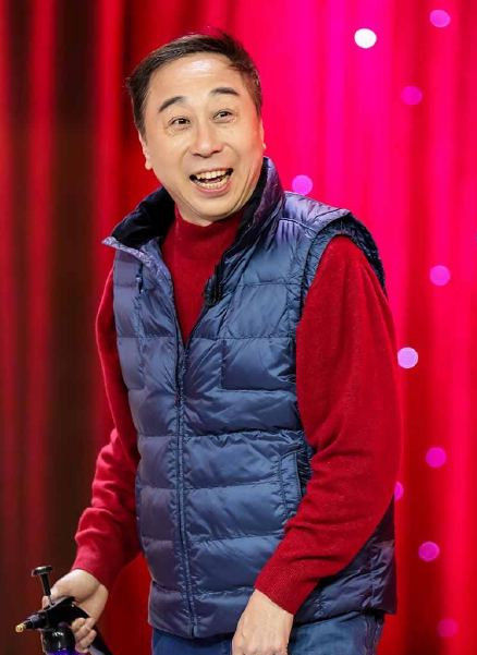 馮鞏春晚小品被指抄襲 疑抄襲日本喜劇組合 馮鞏春晚小品被指抄襲 疑抄襲日本喜劇組合