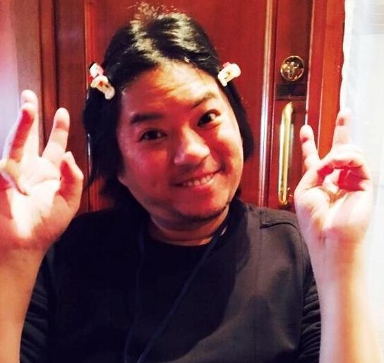 有一種傷害叫高曉松的自拍。