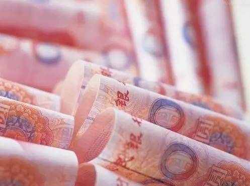 對增收潛力大、帶動能力強(qiáng)的7大群體（技能人才、新型職業(yè)農(nóng)民、科研人員、小微企業(yè)創(chuàng)業(yè)者、企業(yè)經(jīng)營管理人、基層干部隊伍、有勞動能力困難群體）實施激勵計劃，推出差別化收入分配激勵政策，帶動城鄉(xiāng)居民實現(xiàn)總體增收。