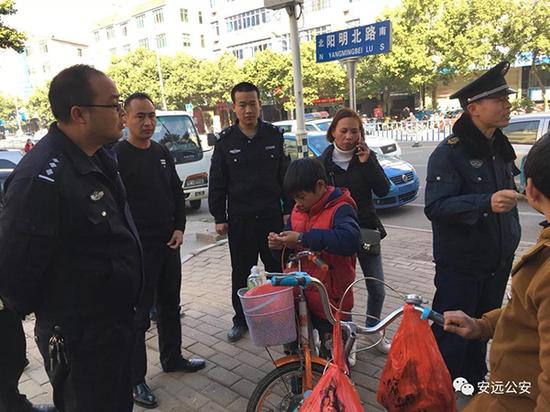 兄弟倆被找到 本文圖均來源:微信公眾號“安遠(yuǎn)公安”