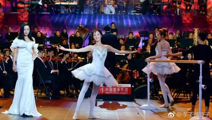 《創(chuàng)造101》主題曲公布，這個被吐槽油膩的c位是什么來頭？