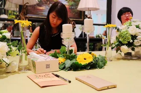 各位“小綠人”也把自己企業(yè)的問題通過卡片的形式，向劉東曉博士請教。