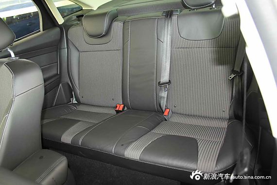 　?？怂箖蓭?jīng)典1.8MT 時尚型