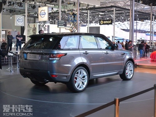 路虎攬勝運(yùn)動(dòng)版RS 路虎攬勝運(yùn)動(dòng)版RS