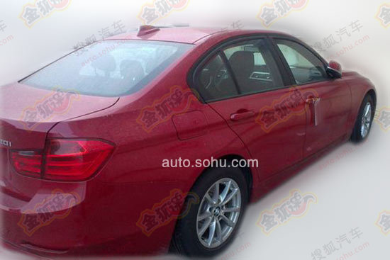 入門級(jí)寶馬3系測(cè)試車諜照