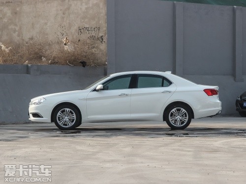 北京汽車2013款紳寶 北京汽車2013款紳寶