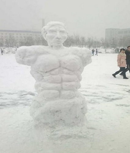 創(chuàng)意十足！日系列卡通雪人走紅