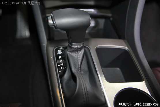 海外版起亞全新K5 海外版起亞全新K5