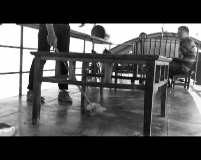 垃圾掃進(jìn)黃河 垃圾掃進(jìn)黃河