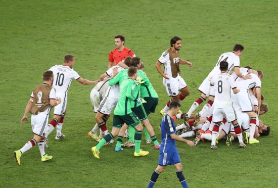 德國(guó)圓滿阿根廷神傷…… 德國(guó)圓滿阿根廷神傷……