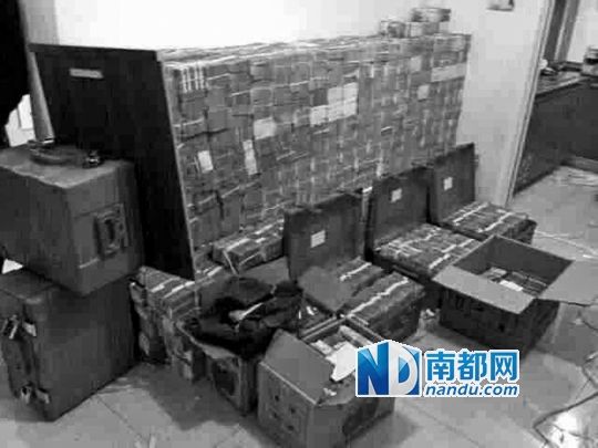 　馬超群家中金條清點(diǎn)現(xiàn)場。C FP圖片