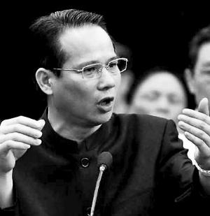 東莞酒店“太子輝”今日受審 因裸舞選秀被曝光 東莞酒店“太子輝”今日受審 因裸舞選秀被曝光