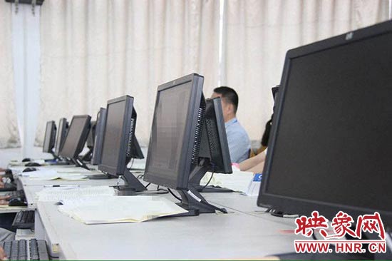 河南2015高考評(píng)卷現(xiàn)場(chǎng) 河南2015高考評(píng)卷現(xiàn)場(chǎng)