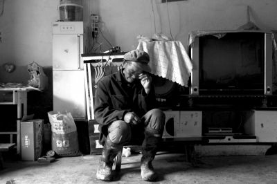 今年73歲的錢智遠說起女兒錢仁鳳不禁老淚縱橫。