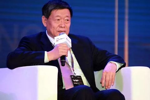 在2015(第八屆)金麒麟論壇上，山東魏橋創(chuàng)業(yè)集團(tuán)董事長(zhǎng)張士平表示，要想企業(yè)搞得好，必須讓員工過(guò)得好，我們企業(yè)負(fù)責(zé)為員工蓋房子，保證每個(gè)員工有一套房子，從90平方到160平方不等，這就解決了把農(nóng)村勞動(dòng)力轉(zhuǎn)移到城市的問(wèn)題，也解決了我們的職工家屬的問(wèn)題，叫職工真正以企業(yè)為家。