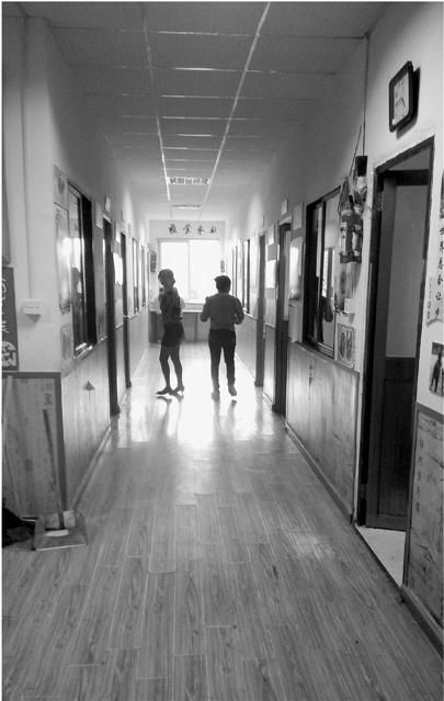 學(xué)校造假致290余名學(xué)生無(wú)學(xué)籍 均為外來(lái)人員子女 學(xué)校造假致290余名學(xué)生無(wú)學(xué)籍 均為外來(lái)人員子女