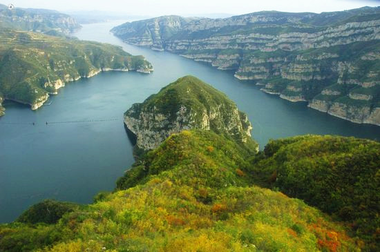 到黃河三峽“飛”黃河、拜孔子、探溶洞