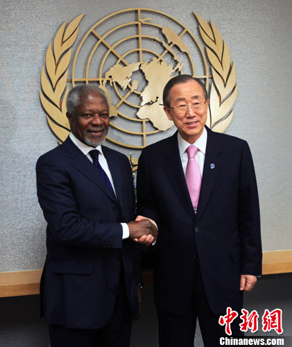 當(dāng)?shù)貢r(shí)間2月29日，前任聯(lián)合國(guó)秘書(shū)長(zhǎng)科菲·安南抵達(dá)紐約聯(lián)合國(guó)總部，與現(xiàn)任聯(lián)合國(guó)秘書(shū)長(zhǎng)潘基文就敘利亞問(wèn)